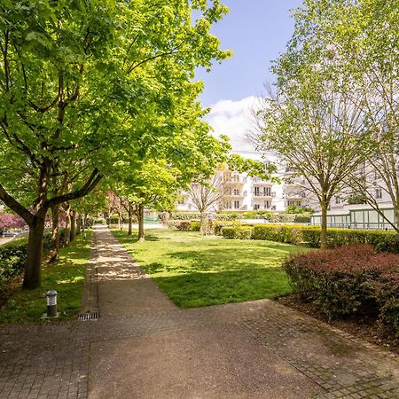 Magic Garden 6 Personnes Parking Prive A 20M Du Rer Apartment Serris Luaran gambar